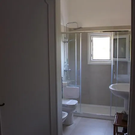 Pedaci Alojamento de Acomodação e Pequeno-almoço Santa Maria di Leuca