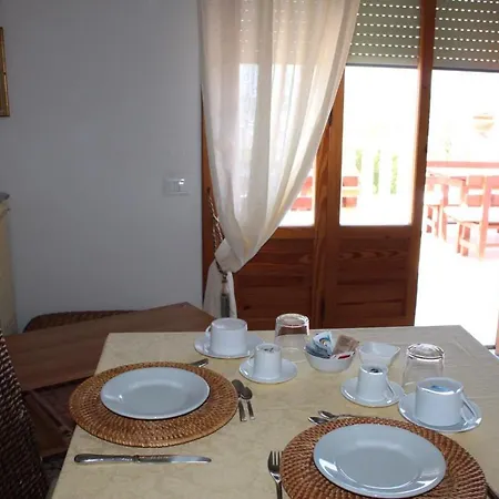 Pedaci Alojamento de Acomodação e Pequeno-almoço 4*