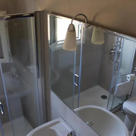 Pedaci Alojamento de Acomodação e Pequeno-almoço 4*