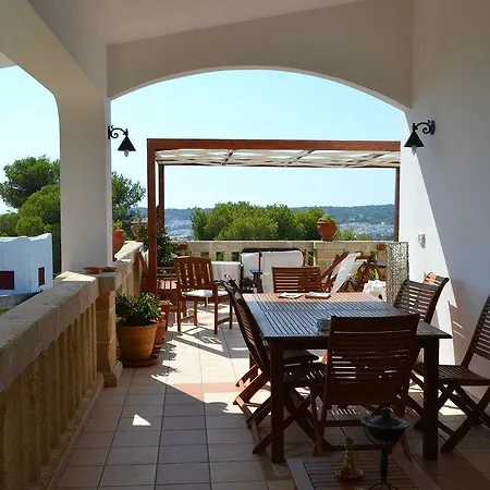 Pedaci Alojamento de Acomodação e Pequeno-almoço Santa Maria di Leuca